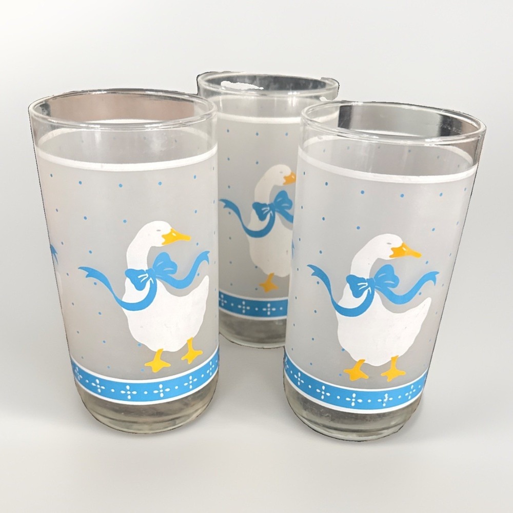 Set of 3 Vintage LIBBEY Frosted Country Geese Duck Blue Ribbon Bow Glasses